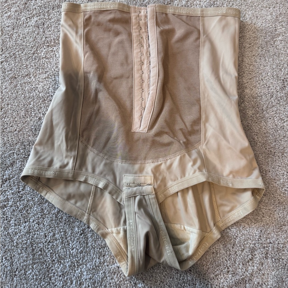 Bellefit Postpartum Girdle Corset - Picture 11 of 14